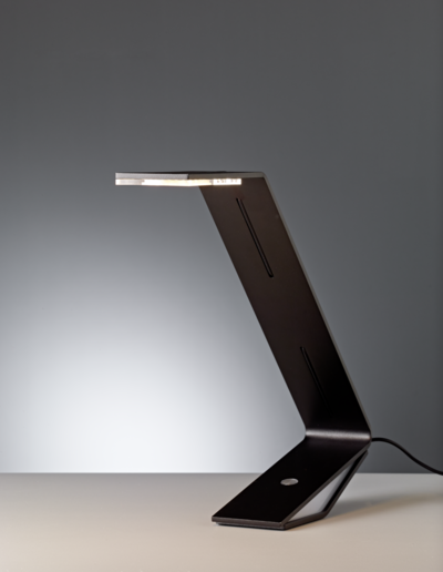 Tischleuchte Flad TLON 12… Design: Oliver Niewiadomski, 2010